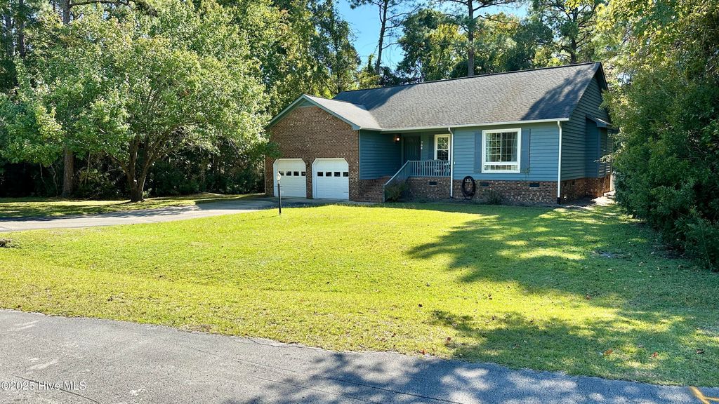 Photo of 708 Mistique Court, New Bern, NC 28560 (MLS # 100536866)