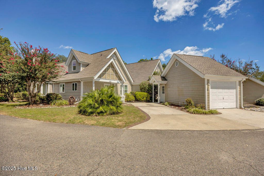 Photo of 5116 Greenville Loop Road #B, Wilmington, NC 28409 (MLS # 100528811)