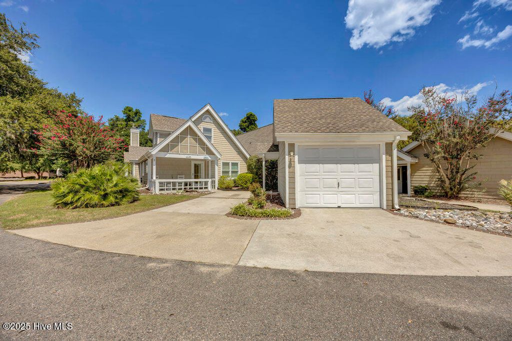 Photo of 5116 Greenville Loop Road #B, Wilmington, NC 28409 (MLS # 100528811)