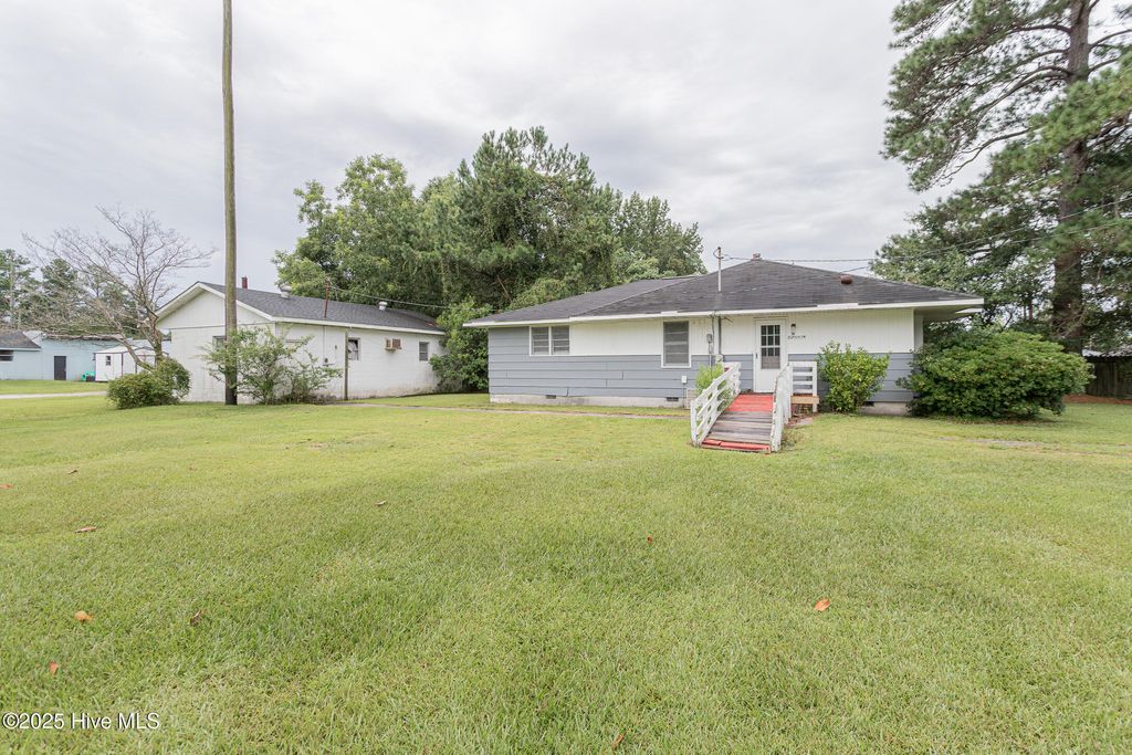 Photo of 39 Sophia Drive, Jacksonville, NC 28540 (MLS # 100523491)