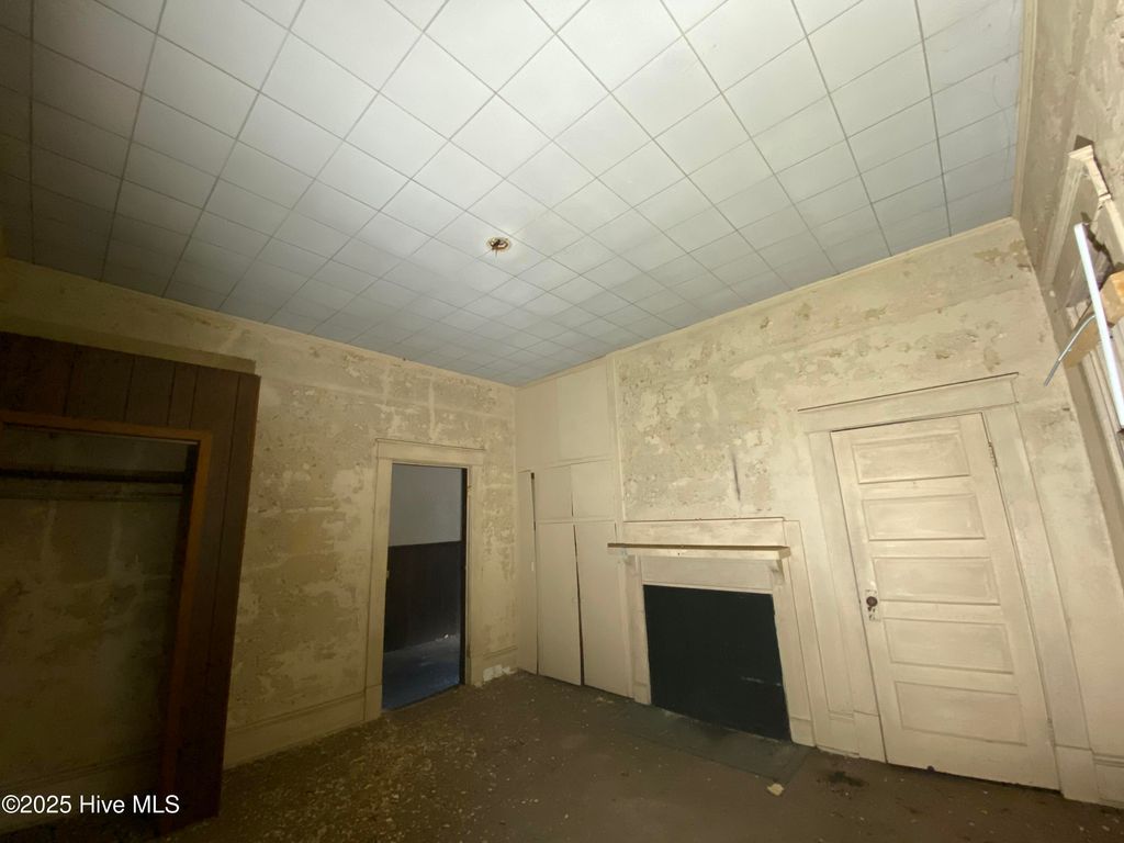 Photo of 211 Fairview Avenue SW, Wilson, NC 27893 (MLS # 100537662)
