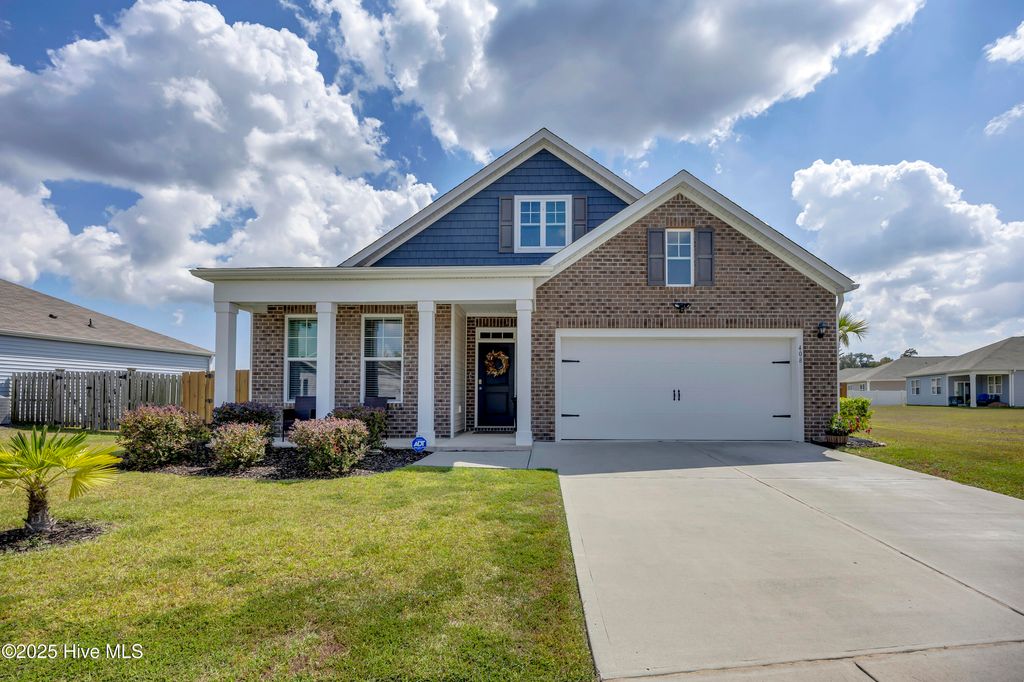 Photo of 408 Tributary Circle, Wilmington, NC 28401 (MLS # 100532101)