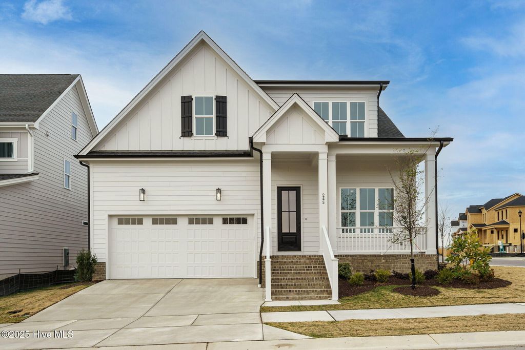 Photo of 103 Shoreview Drive, New Bern, NC 28562 (MLS # 100535344)