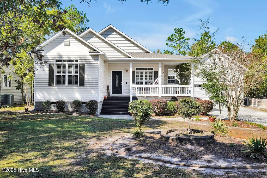 Photo of 1981 Gastonia Road, Southport, NC 28461 (MLS # 100536822)