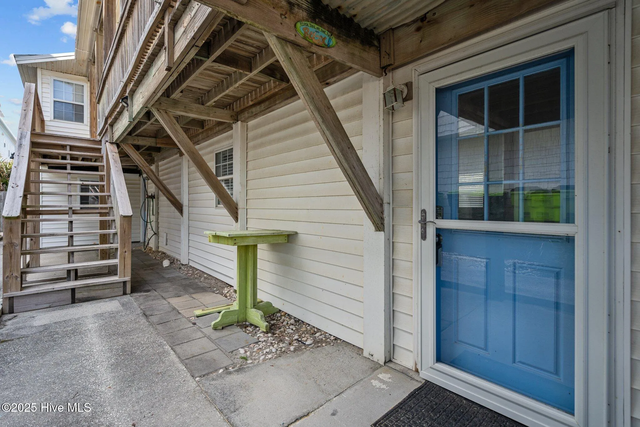 Carolina Beach, North Carolina 28428, United States, 5 Bedrooms Bedrooms, ,4 BathroomsBathrooms,Residential,Active,83644