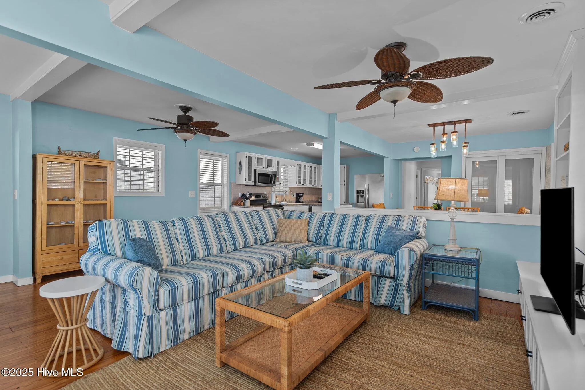 Carolina Beach, North Carolina 28428, United States, 5 Bedrooms Bedrooms, ,4 BathroomsBathrooms,Residential,Active,83644