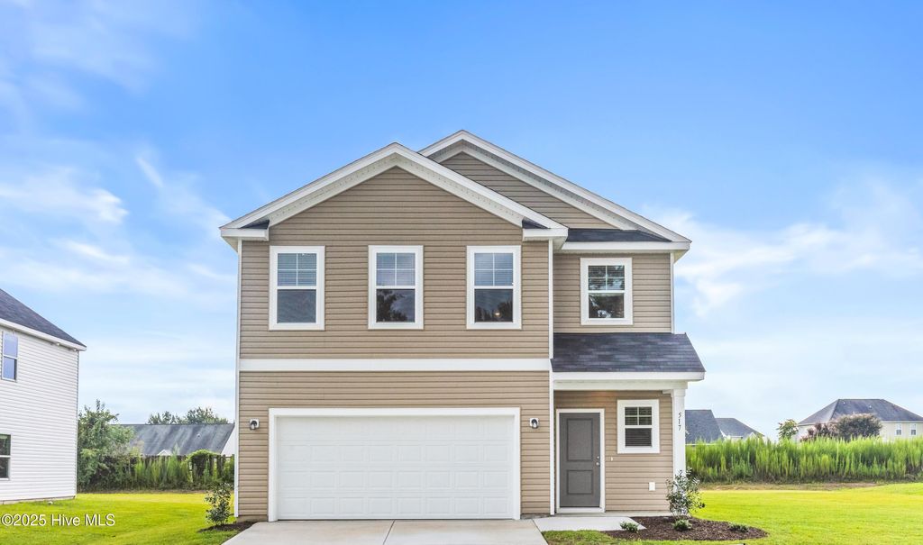 Photo of 612 S Squires Run Lane, Richlands, NC 28574 (MLS # 100536894)