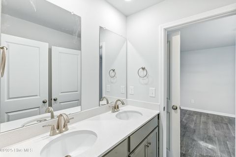 Tiny photo for 614 S Squires Run Lane, Richlands, NC 28574 (MLS # 100538143)