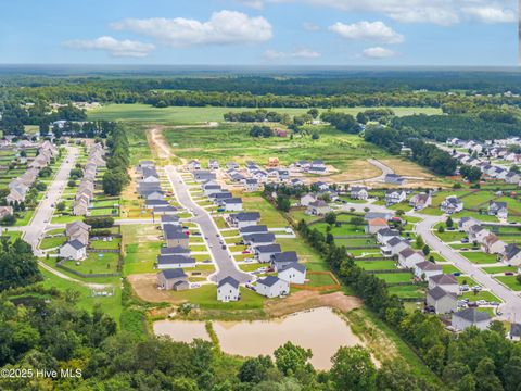 Tiny photo for 614 S Squires Run Lane, Richlands, NC 28574 (MLS # 100538143)