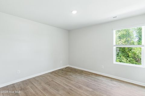 Tiny photo for 614 S Squires Run Lane, Richlands, NC 28574 (MLS # 100538143)