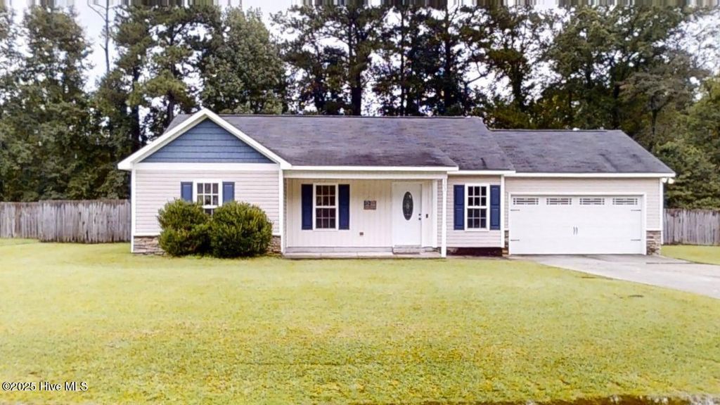 Photo of 103 Hawsboro Court, Jacksonville, NC 28540 (MLS # 100524477)