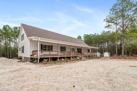 A home in Holly Ridge