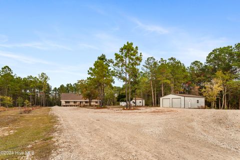 A home in Holly Ridge