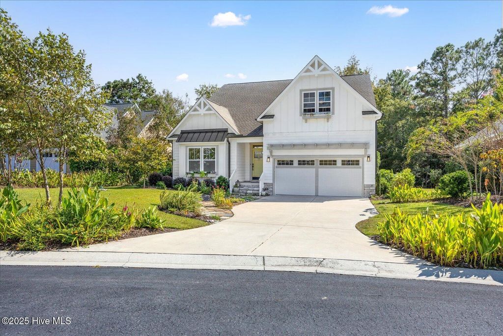 Photo of 489 Broomsedge Court SE, Bolivia, NC 28422 (MLS # 100533104)