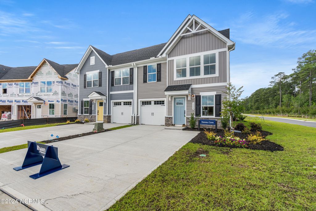 Photo of 631 Savinwood Trail NE, Bolivia, NC 28422 (MLS # 100534010)