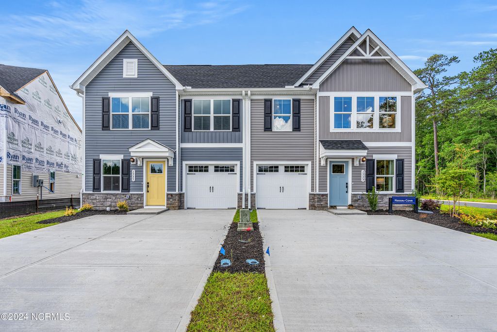 Photo of 631 Savinwood Trail NE, Bolivia, NC 28422 (MLS # 100534010)