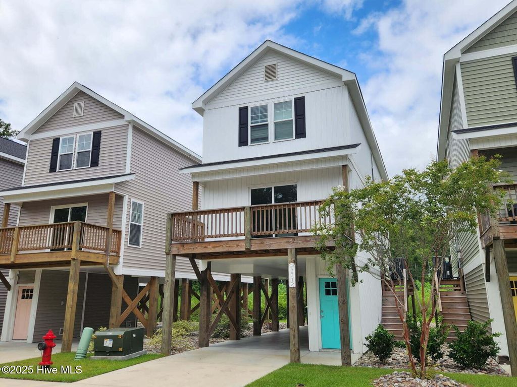 Photo of 2712 Tulip Street, Belville, NC 28451 (MLS # 100526701)