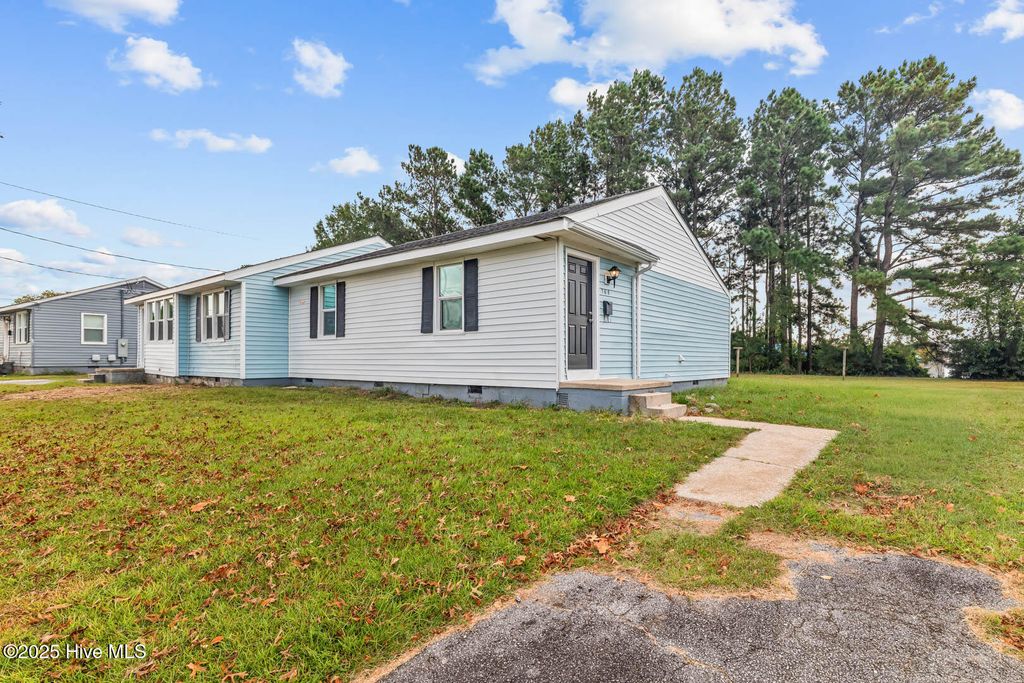 Photo of 308310 Starling Street, Jacksonville, NC 28540 (MLS # 100531374)