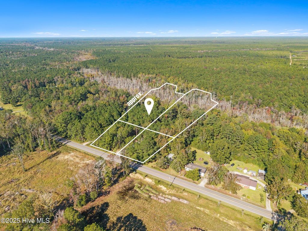 Photo of 4 Midway Road SE, Bolivia, NC 28422 (MLS # 100540984)