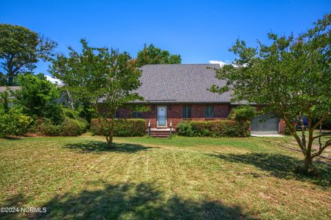 A home in Sneads Ferry