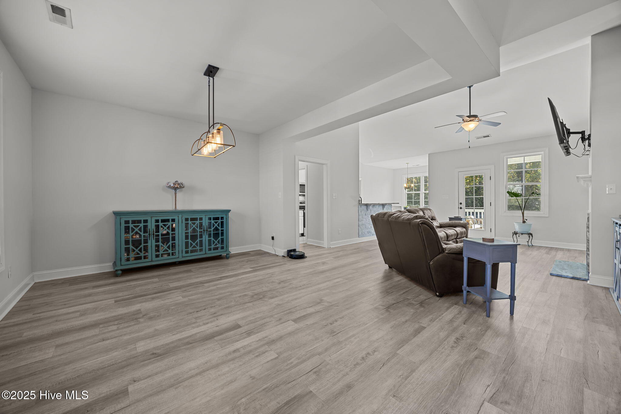 506 Diamond Ridge Court