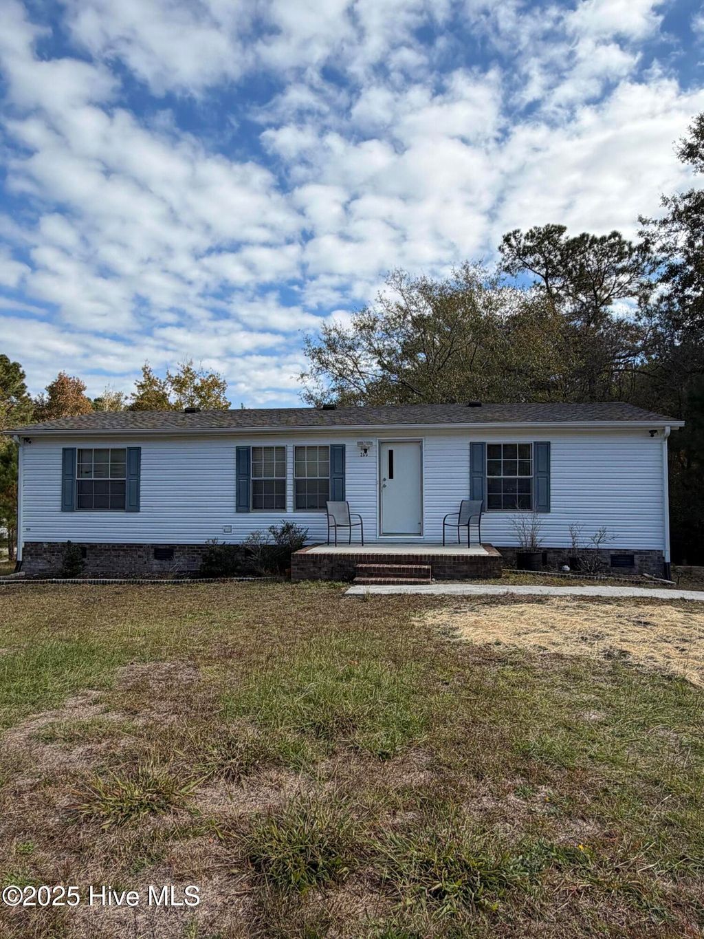 Photo of 206 Dunn Road, Sneads Ferry, NC 28460 (MLS # 100540501)