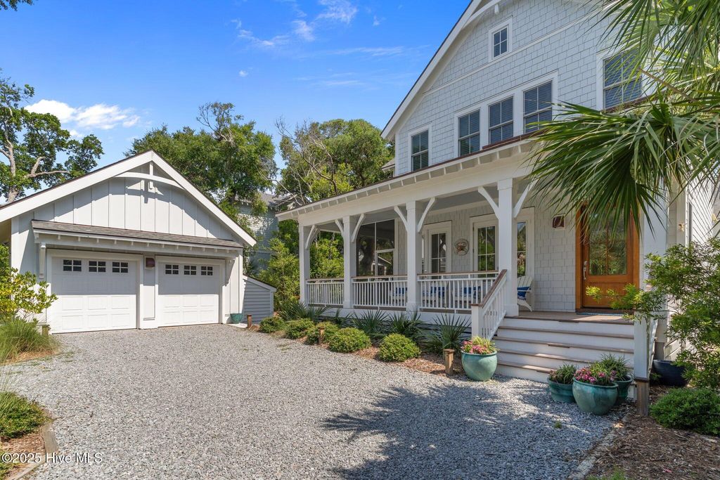 Photo of 601 Kinnakeet Way, Bald Head Island, NC 28461 (MLS # 100515939)
