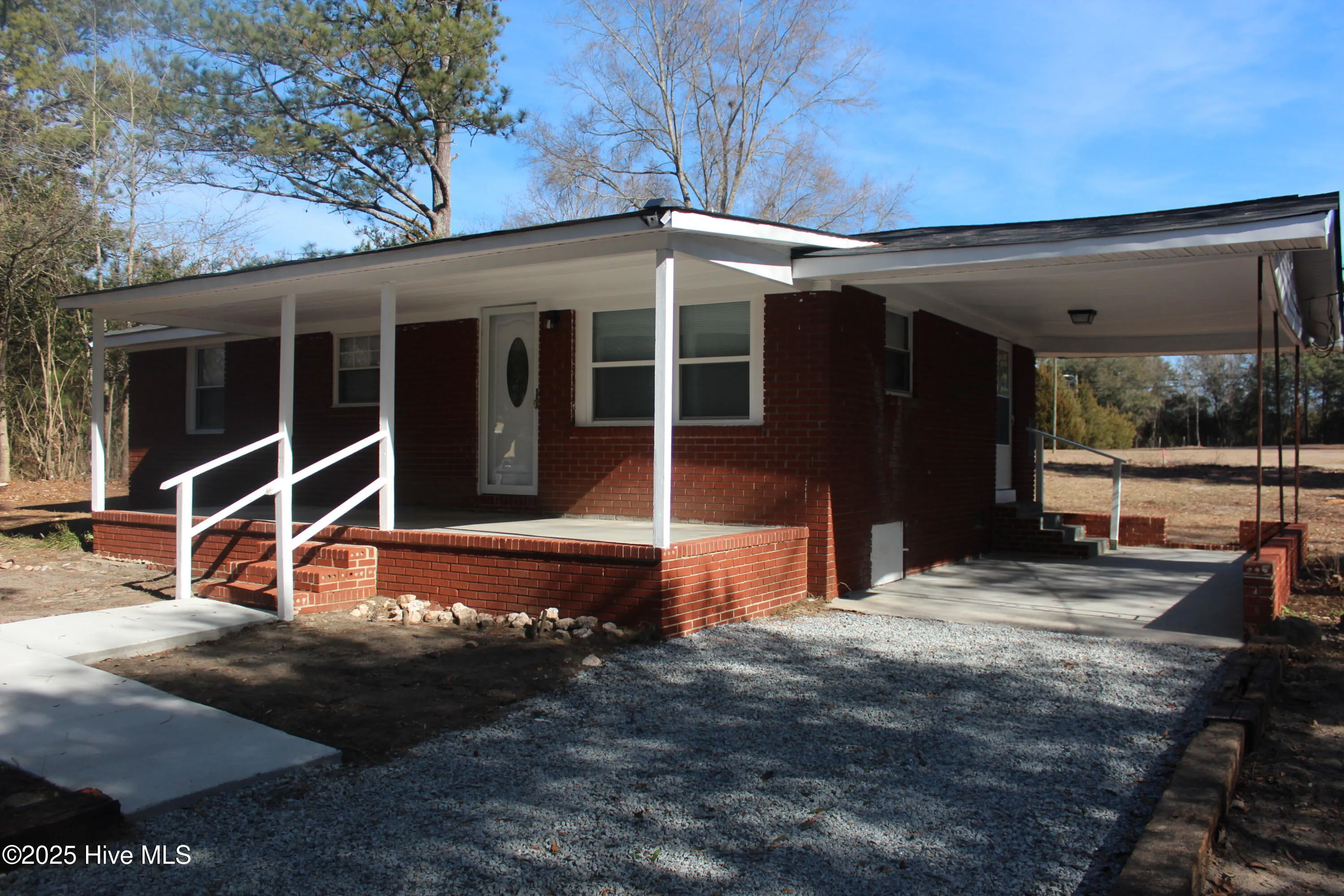 Candor, North Carolina 27229, United States, 3 Bedrooms Bedrooms, ,1 BathroomBathrooms,Residential,Pending,11214