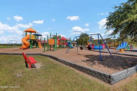 Tiny photo for 58 Draft Line Court, Hampstead, NC 28443 (MLS # 100536758)