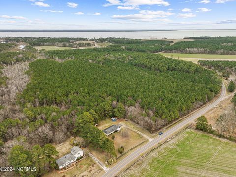 A home in Elizabeth City