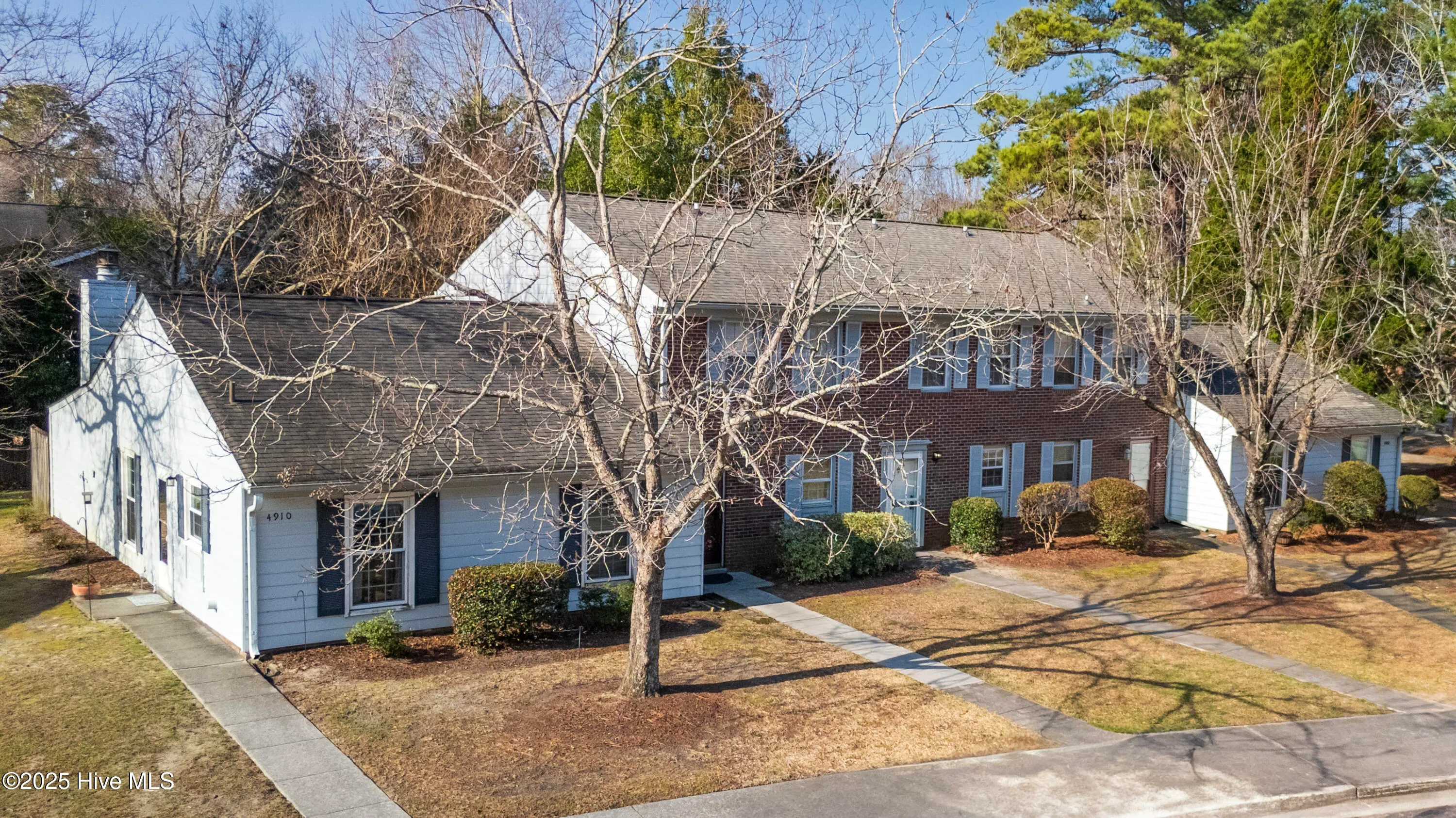 Wilmington, North Carolina 28403, United States, 2 Bedrooms Bedrooms, ,2 BathroomsBathrooms,Residential,Pending,24830