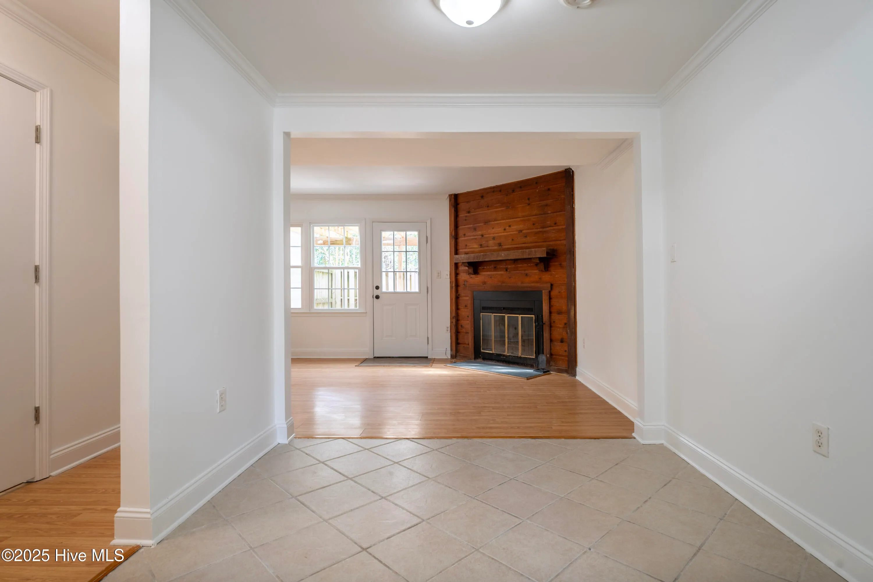 Wilmington, North Carolina 28403, United States, 2 Bedrooms Bedrooms, ,2 BathroomsBathrooms,Residential,Pending,24830