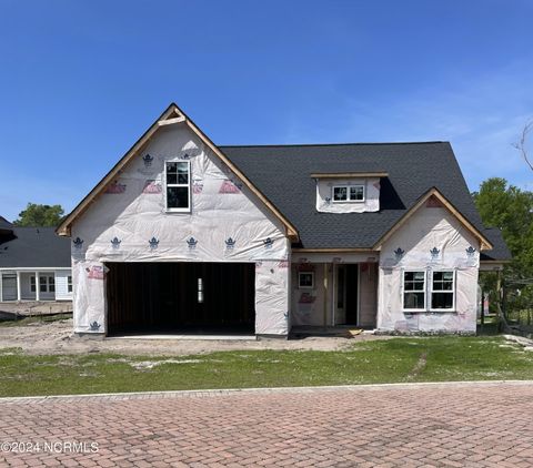 A home in Shallotte