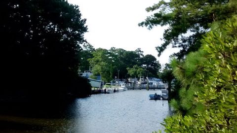 A home in Sneads Ferry