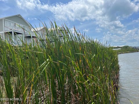 Tiny photo for 106 Egret Landing Court #A, Surf City, NC 28445 (MLS # 100530013)
