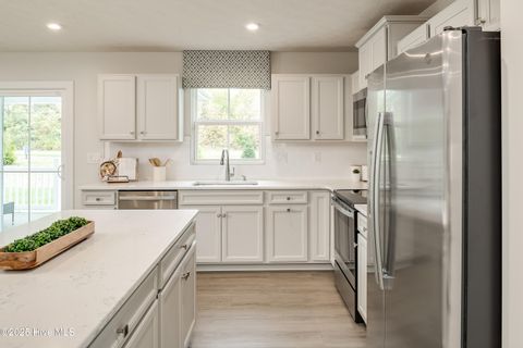 Tiny photo for 4081 Farmfield Drive, Navassa, NC 28451 (MLS # 100538591)