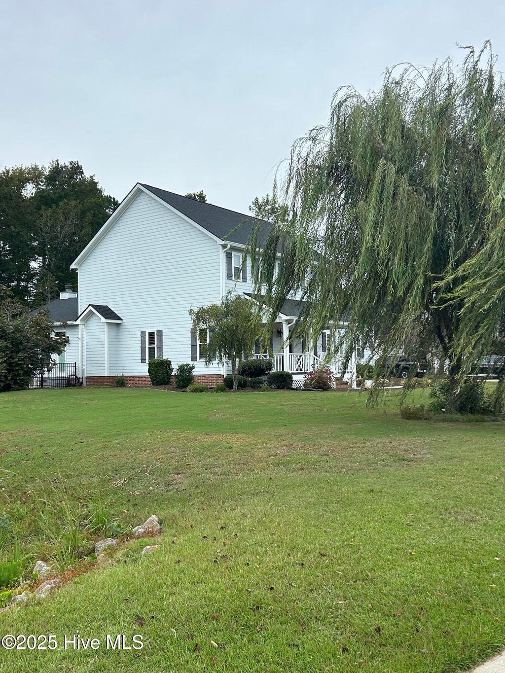 Photo of 1801 Clubhouse Drive, Morehead City, NC 28557 (MLS # 100535652)