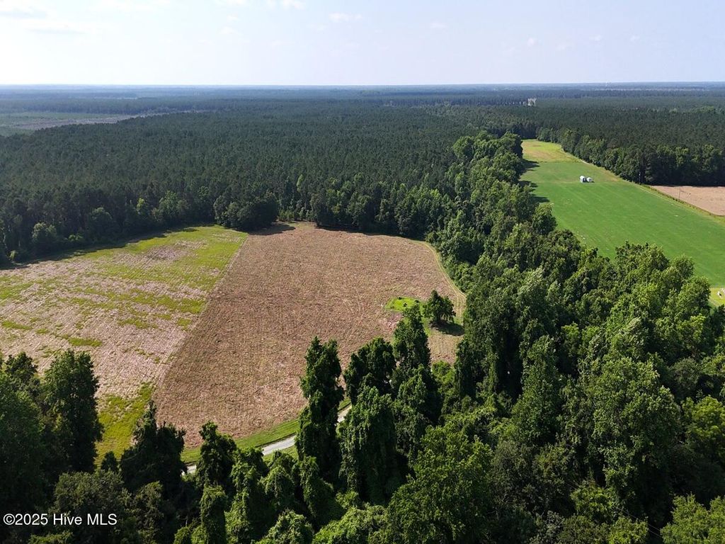 Photo of 1 Barbee Road, Richlands, NC 28574 (MLS # 100513588)