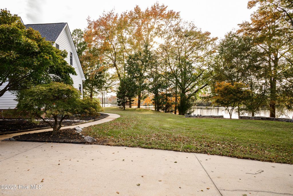 Photo of 198 Knowles Landing Drive, Hertford, NC 27944 (MLS # 100540403)