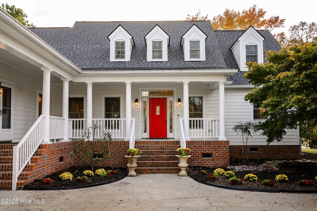 Photo of 198 Knowles Landing Drive, Hertford, NC 27944 (MLS # 100540403)