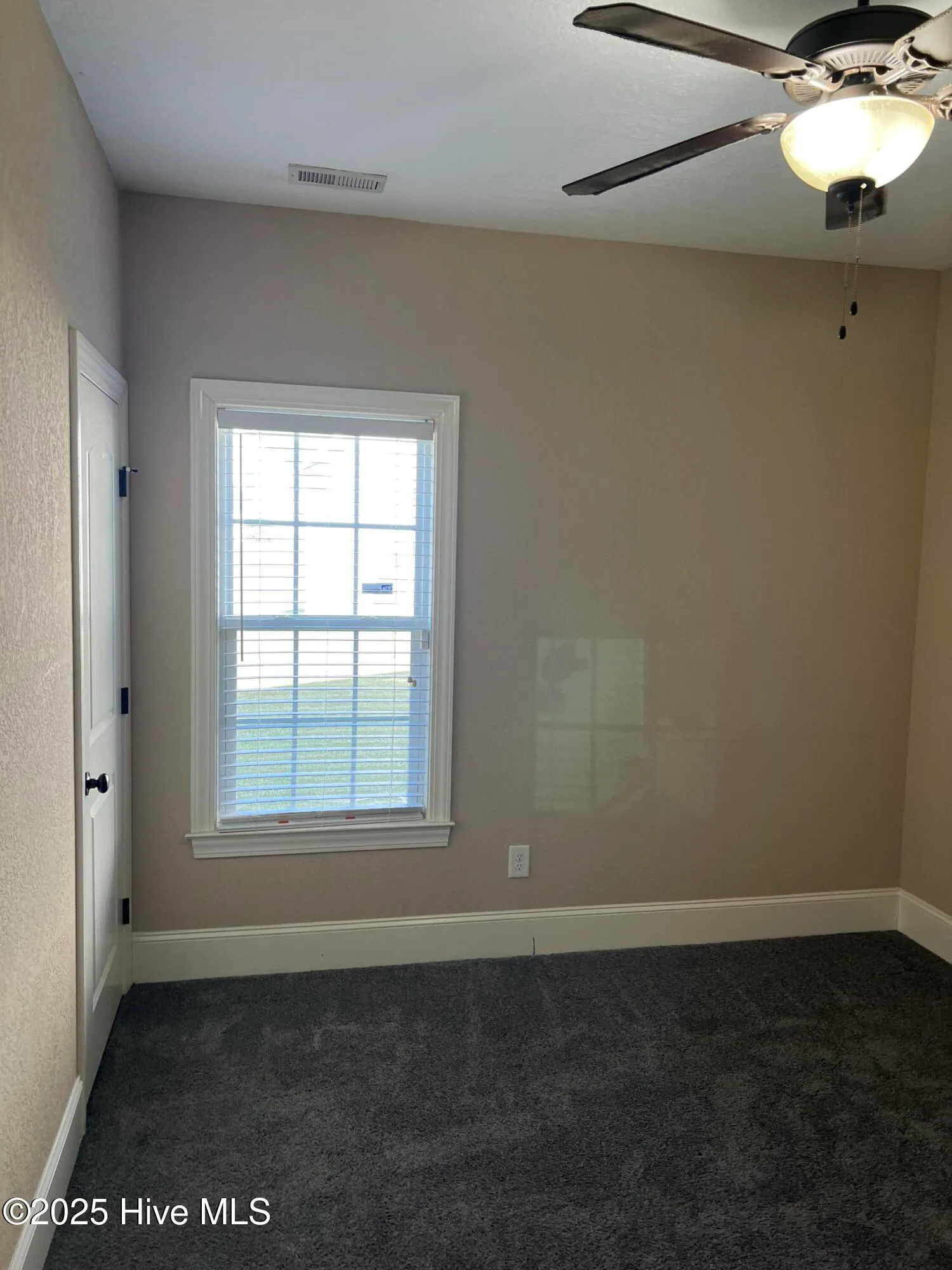 Greenville, North Carolina 27834, United States, 3 Bedrooms Bedrooms, ,2 BathroomsBathrooms,Residential,Active,232031