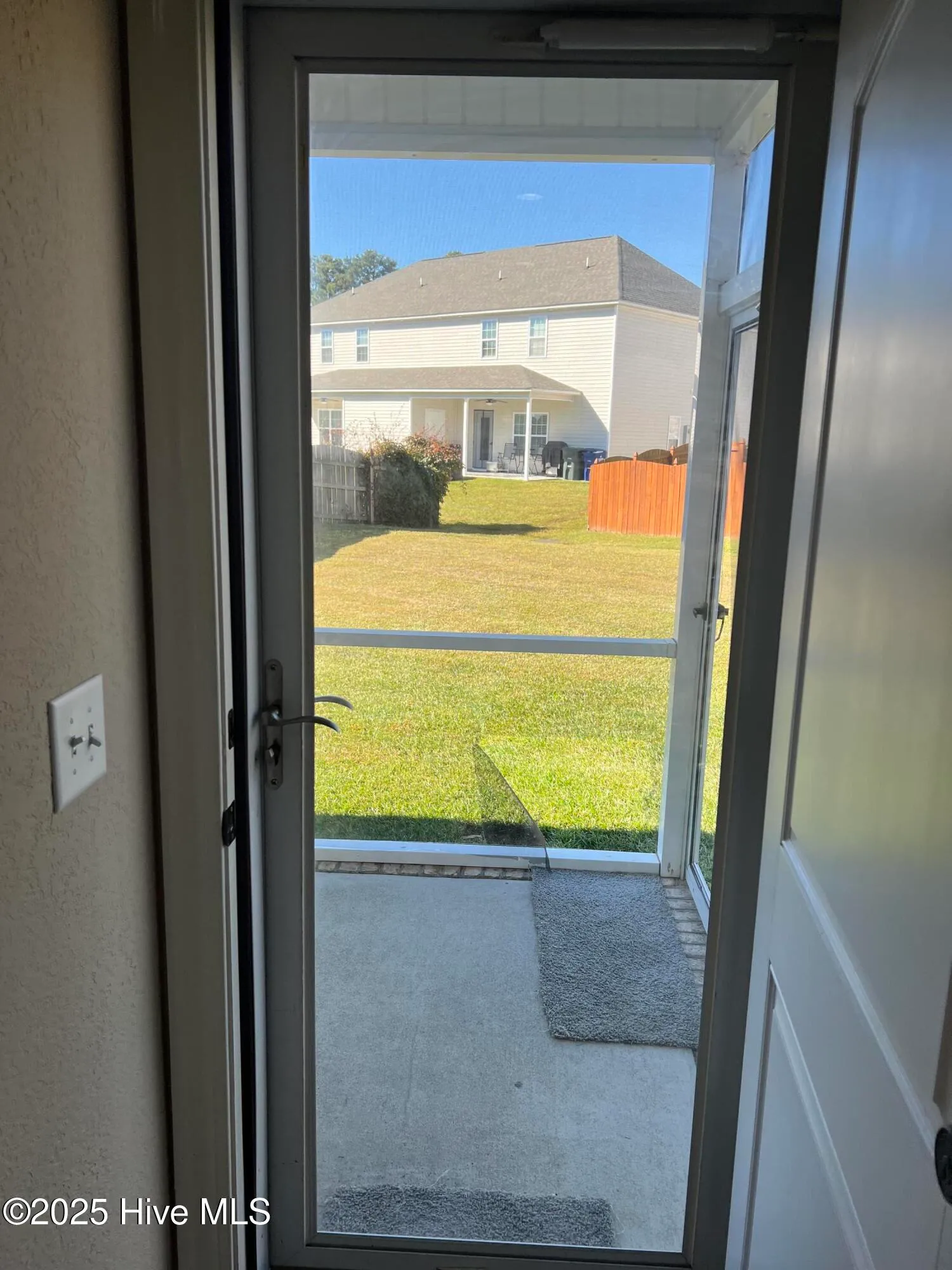 Greenville, North Carolina 27834, United States, 3 Bedrooms Bedrooms, ,2 BathroomsBathrooms,Residential,Active,232031