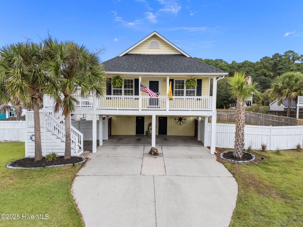Photo of 725 Ocracoke Drive, Wilmington, NC 28412 (MLS # 100530746)