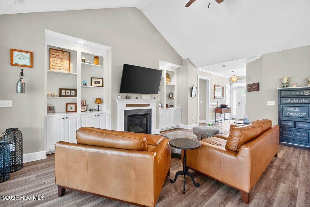 Photo of 305 Jackline Drive, Hampstead, NC 28443 (MLS # 100524636)