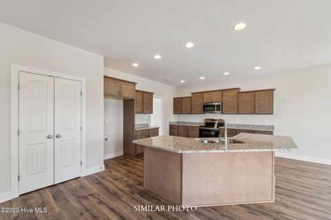 Tiny photo for 766 Secession Lane, Jacksonville, NC 28546 (MLS # 100543134)