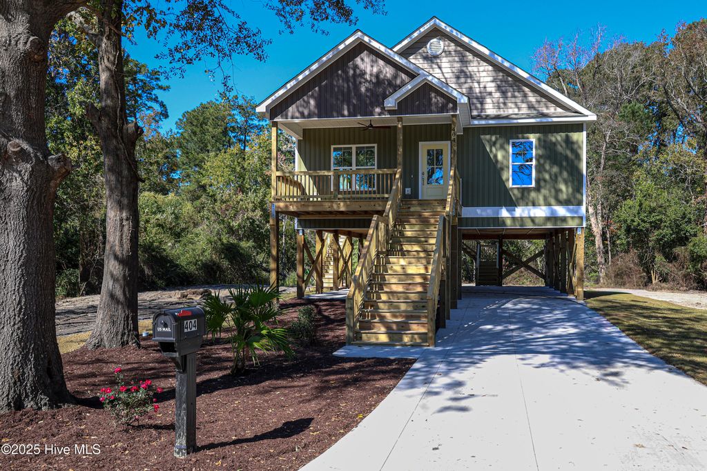 Photo of 404 Daniels Street, New Bern, NC 28560 (MLS # 100512894)