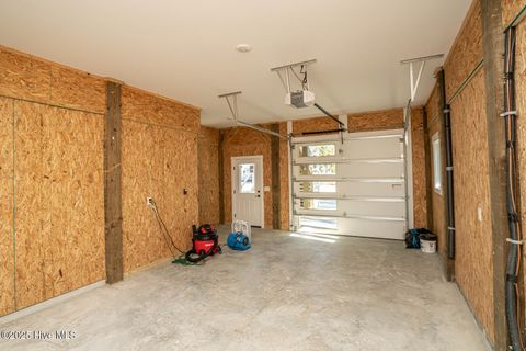 A home in Oak Island