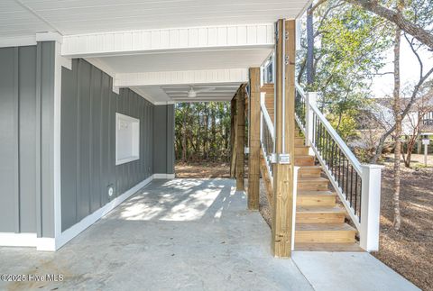 A home in Oak Island