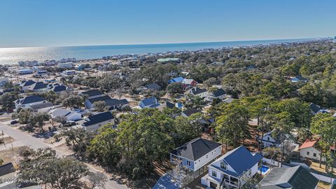 A home in Oak Island