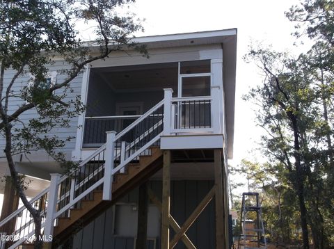 A home in Oak Island